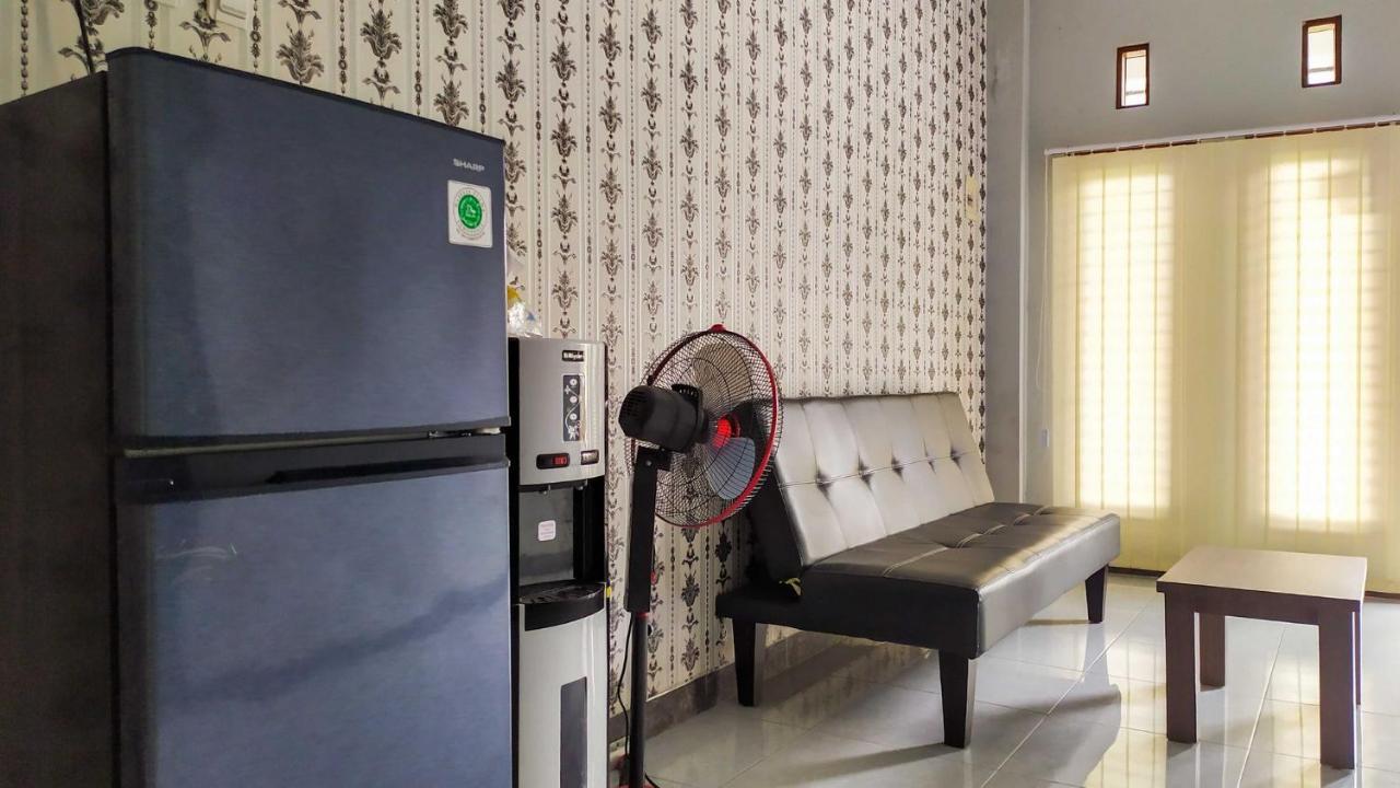 Hotel Omah Leren Mitra Reddoorz Near Gembiraloka Zoo Jogyakarta Zewnętrze zdjęcie