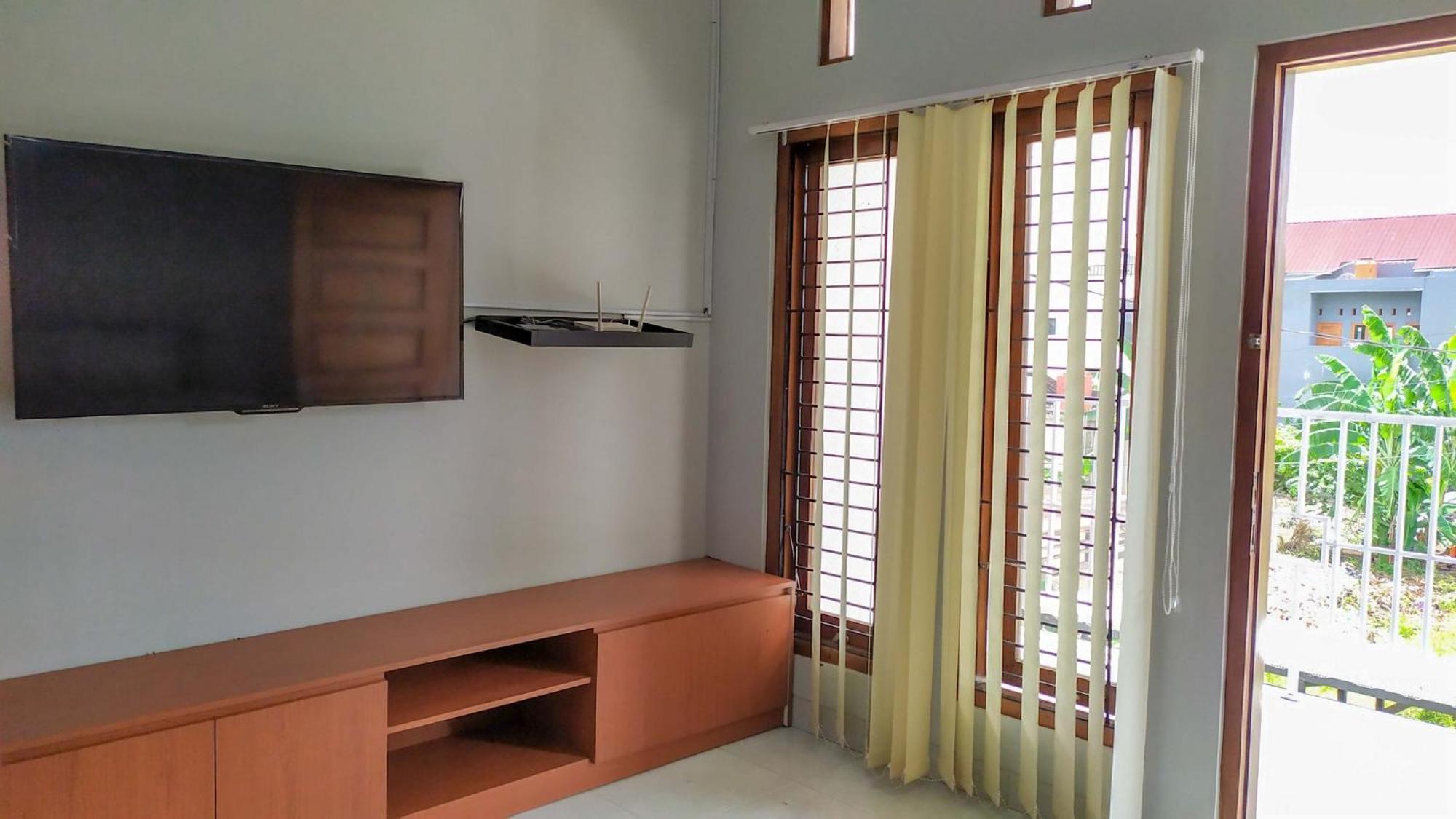 Hotel Omah Leren Mitra Reddoorz Near Gembiraloka Zoo Jogyakarta Zewnętrze zdjęcie